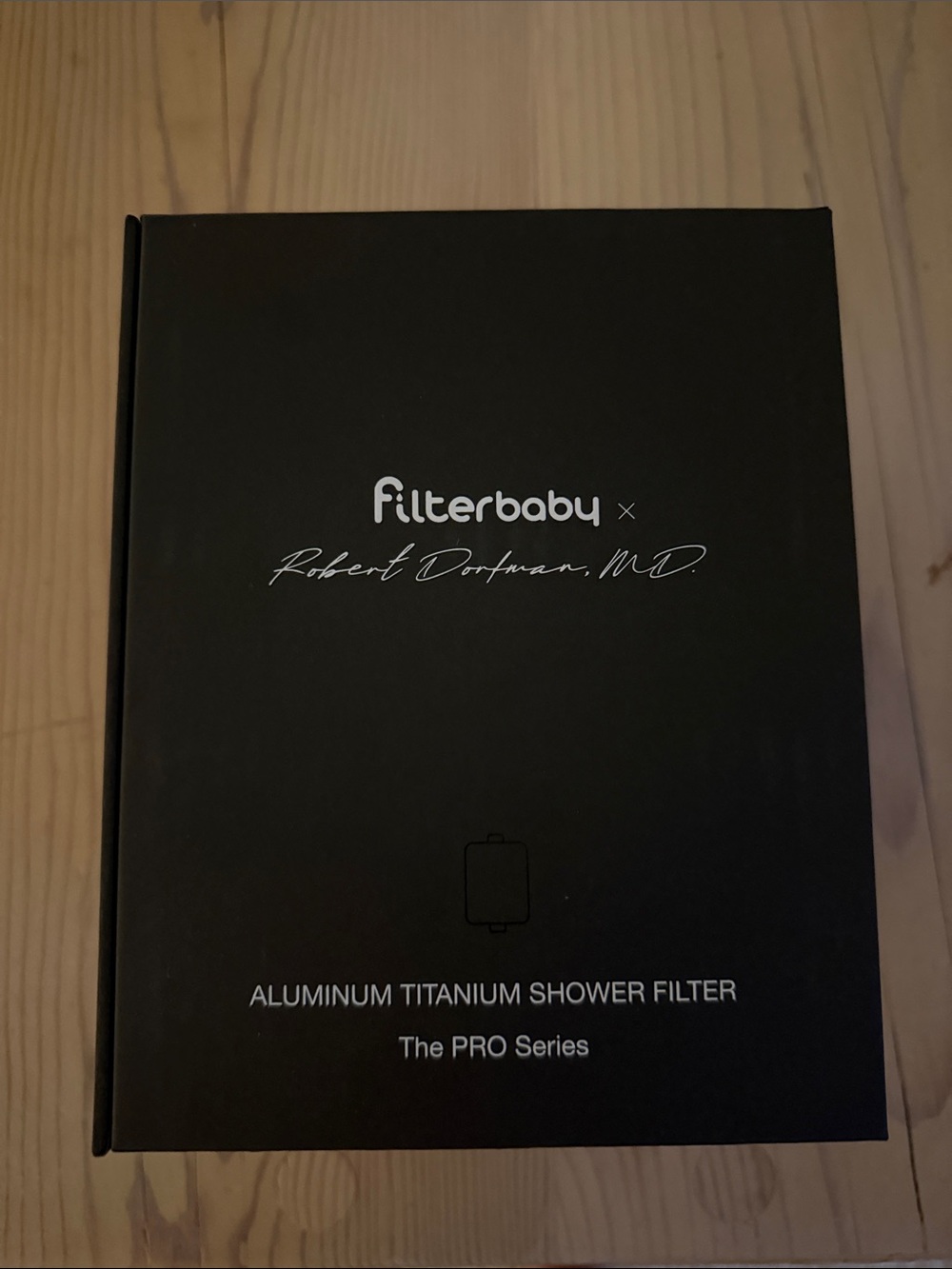 NEW IN BOX Filterbaby Pro Series In Line
Titanium Aluminum Shower Filter